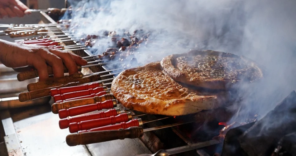 A Guide to Shanghai Circus World